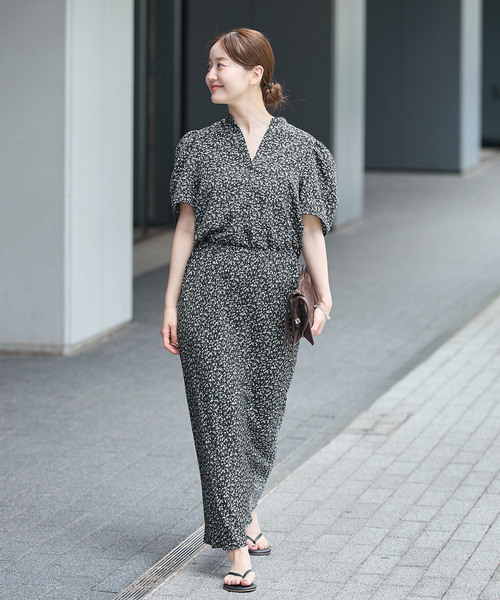 IENA(イエナ)の「《追加2/セットアップ対応》ソフトヴィンテージフラワーブラウス(シャツ/ブラウス・レディース・ブラック・FREE)」の14枚目の写真