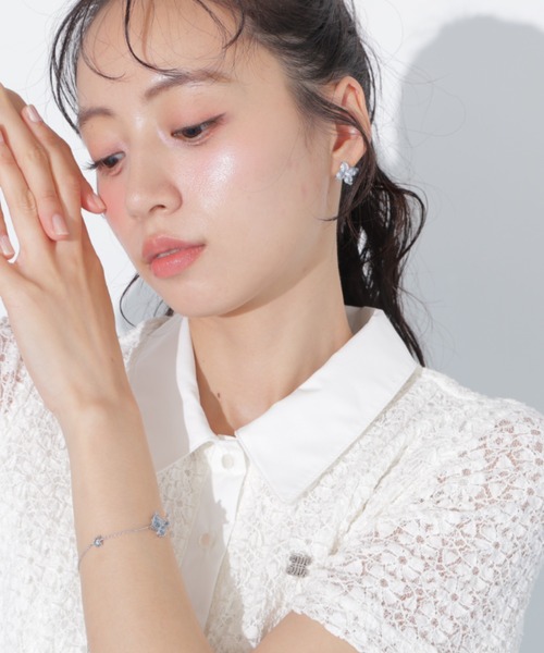 JILL by JILL STUART（ジルバイジルスチュアート）の「Cubic 大粒クローバーピアス（ピアス（両耳用）・レディース・シルバー/ブルー・FREE）」の10枚目の写真