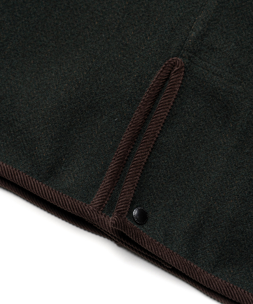EDINBURGH CLUB（エディンバラクラブ）の「WOOL BLENDED HERRINGBONE HUNTING JACKET [D/GREEN]（ミリタリージャケット・メンズ・ダークグリーン・SMALL/MEDIUM/LARGE/X-LARGE）」の8枚目の写真