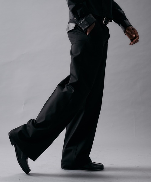 ANDER HUNK(アンダーハンク)の「Crocodile Switch Wide Straight Slacks/クロコダイルスイッチワイドストレートスラックス(スラックス・メンズ・ブラック・LARGE/MEDIUM/SMALL)」の8枚目の写真