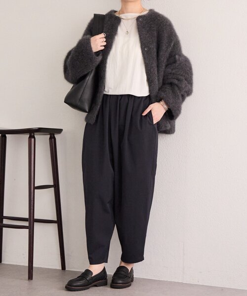 BEARDSLEY(ビアズリー)の「ドライツイルバレルパンツ(その他パンツ・レディース・ブラック/アイボリー・0/1)」の6枚目の写真
