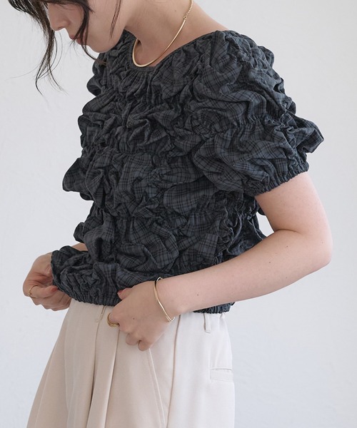 raffime(ラフィミー)の「【Raffime】くしゅくしゅシャーリングトップス(シャツ/ブラウス・レディース・ネイビー/ブラウン/ボルドー・フリー)」の22枚目の写真