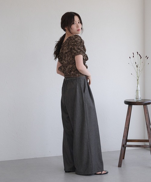 raffime(ラフィミー)の「【Raffime】くしゅくしゅシャーリングトップス(シャツ/ブラウス・レディース・ネイビー/ブラウン/ボルドー・フリー)」の18枚目の写真