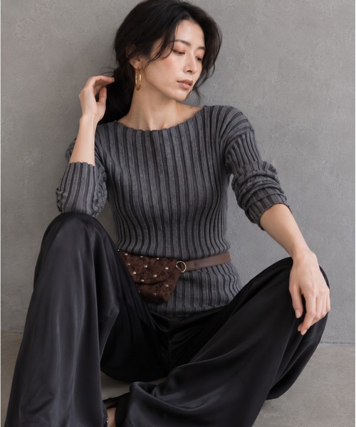 ap retro(アプレトロ)の「【ap retro basic】ワイドリブボートネックニット(ニット/セーター・レディース・ブラック/モカ/チャコール/ライトベージュ・FREE)」の6枚目の写真