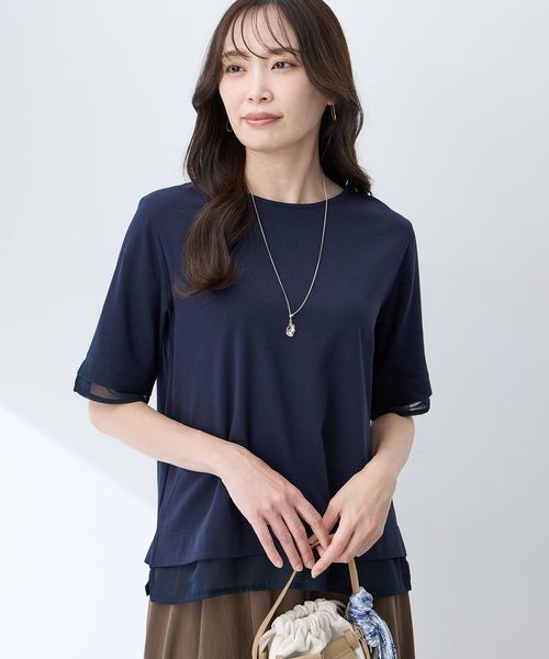 A/C DESIGN BY ALPHA CUBIC(エーシーデザインバイアルファキュービック)の「シフォンドッキングTシャツ【接触冷感・UVカット】(Tシャツ/カットソー・レディース・ネイビー/ブラウン・M/L/LL)」の1枚目の写真
