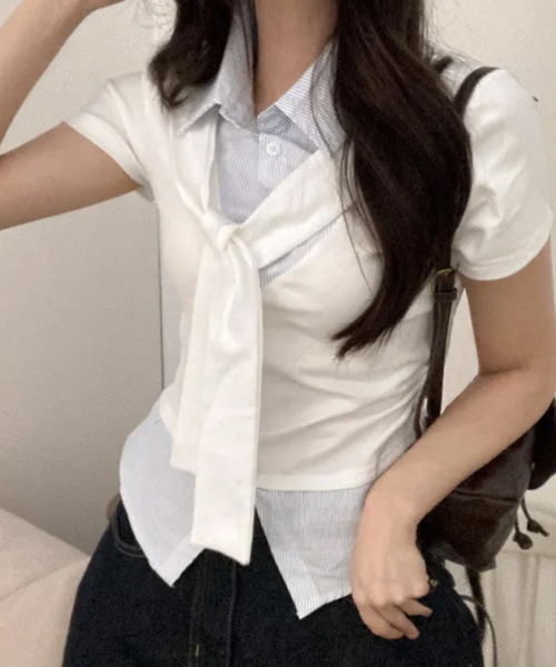 VIVID LADY(ビビッドレディー)の「タイ付き レイヤード風 シャツドッキング半袖トップス(Tシャツ/カットソー・レディース・グレー/アイボリー/ブラック・FREE)」の4枚目の写真