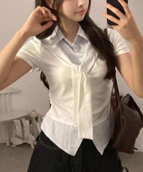 VIVID LADY(ビビッドレディー)の「タイ付き レイヤード風 シャツドッキング半袖トップス(Tシャツ/カットソー・レディース・グレー/アイボリー/ブラック・FREE)」の7枚目の写真
