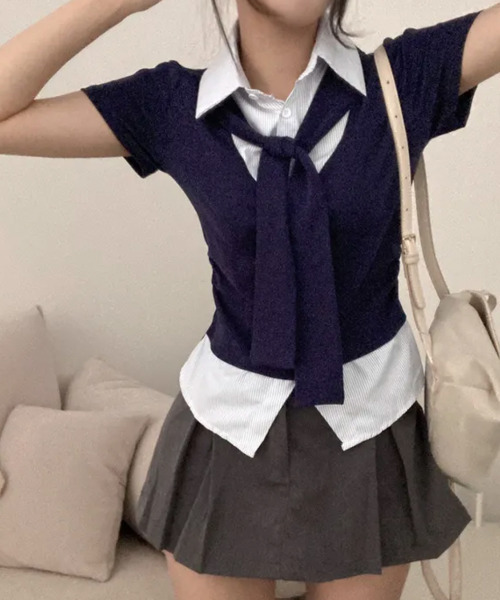 VIVID LADY(ビビッドレディー)の「タイ付き レイヤード風 シャツドッキング半袖トップス(Tシャツ/カットソー・レディース・グレー/アイボリー/ブラック・FREE)」の11枚目の写真