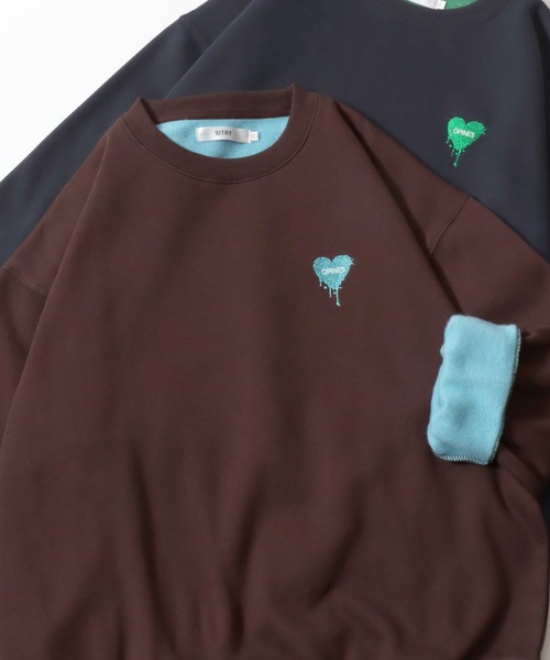 SITRY(シトリー)の「SITRY Heart Embroidery Color Scheme Sweat Shirt/別注 オーバーサイズ ハートロゴ ワンポイントラメ刺繍 裏起毛 配色 トレーナー スウェット レディース メンズ(スウェット・レディース・ネイビー/グレー/ブラウン/ブラック/グレー系その他2/ブラック系その他/グレー系その他/チャコール/ブルー系その他/ブラウン系その他・M/L/XL)」の8枚目の写真