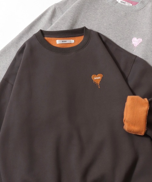 SITRY(シトリー)の「SITRY Heart Embroidery Color Scheme Sweat Shirt/別注 オーバーサイズ ハートロゴ ワンポイントラメ刺繍 裏起毛 配色 トレーナー スウェット レディース メンズ(スウェット・レディース・ネイビー/グレー/ブラウン/ブラック/グレー系その他2/ブラック系その他/グレー系その他/チャコール/ブルー系その他/ブラウン系その他・M/L/XL)」の1枚目の写真