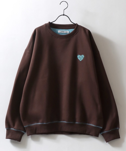 SITRY(シトリー)の「SITRY Heart Embroidery Color Scheme Sweat Shirt/別注 オーバーサイズ ハートロゴ ワンポイントラメ刺繍 裏起毛 配色 トレーナー スウェット レディース メンズ(スウェット・レディース・ネイビー/グレー/ブラウン/ブラック/グレー系その他2/ブラック系その他/グレー系その他/チャコール/ブルー系その他/ブラウン系その他・M/L/XL)」の14枚目の写真