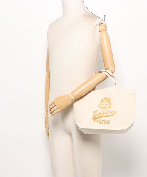 Ol' Basics(オールベーシックス)の「Ol' Basics(オール・ベーシックス) トートバッグ キャンバス イラスト ロゴ プリント 鞄 BAG アメカジ メンズ レディース ユニセックス SMサイズ(トートバッグ・レディース・ベージュ系1/ベージュ系2・FREE)」の7枚目の写真