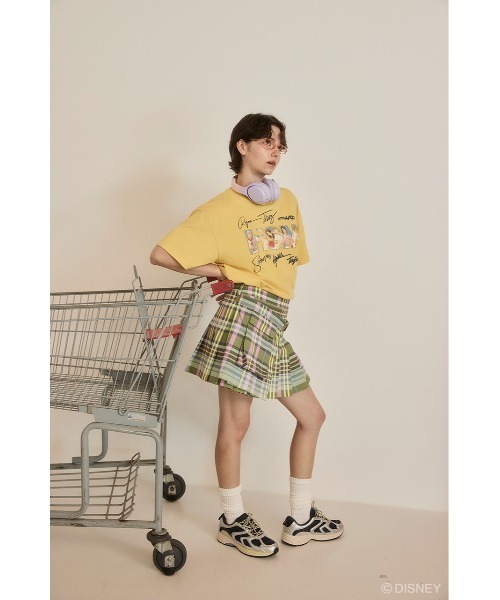 Disney SERIES CREATED by MUS(ディズニーシリーズクリエイテッドバイエムユーエス)の「MD OVERSIZED Tシャツ / HSM(Tシャツ/カットソー・レディース・イエロー/ホワイト/ブラック・FREE)」の16枚目の写真