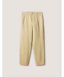 Maison Kitsune（メゾンキツネ）の「ELASTICATED PLEATED PANTS（スラックス）」
