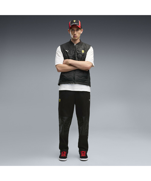 PUMA（プーマ）の「PUMA プーマ メンズ フェラーリ プレミアム ベスト（ナイロンジャケット・メンズ・ブラック・MEDIUM/LARGE/X-LARGE/SMALL）」の3枚目の写真