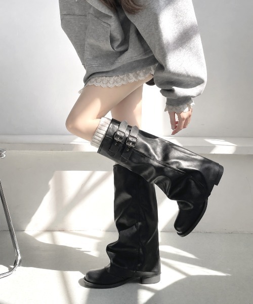 Shoes in Closet（シューズインクローゼット）の「【予約開始】ダブルベルト ルーズ カバーブーツ 497WB（ブーツ・レディース・ベージュ/ブラック・S/LL/L/M）」の5枚目の写真