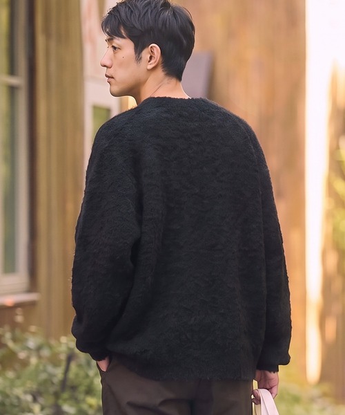 THE CRAFT CREW PRODUCTS(ザクラフトクループロダクツ)の「【MULTI FUNCTIONALシリーズ】オーバーサイズ Vネック シャギーニットカーディガン / 帯電防止・抗菌防臭【THE CRAFT CREW PRODUCTS】(カーディガン/ボレロ・メンズ・ネイビー/ブラック/ダークブラウン/アッシュグレー/グリーン/チャコール・S/M/L)」の20枚目の写真
