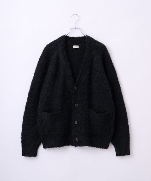 THE CRAFT CREW PRODUCTS(ザクラフトクループロダクツ)の「【MULTI FUNCTIONALシリーズ】オーバーサイズ Vネック シャギーニットカーディガン / 帯電防止・抗菌防臭【THE CRAFT CREW PRODUCTS】(カーディガン/ボレロ・メンズ・ネイビー/ブラック/ダークブラウン/アッシュグレー/グリーン/チャコール・S/M/L)」の7枚目の写真