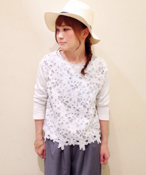 CIAOPANIC TYPY（チャオパニックティピー）の「レースプルオーバー（Tシャツ/カットソー・レディース・オフホワイト/ネイビー・FREE）」の2枚目の写真