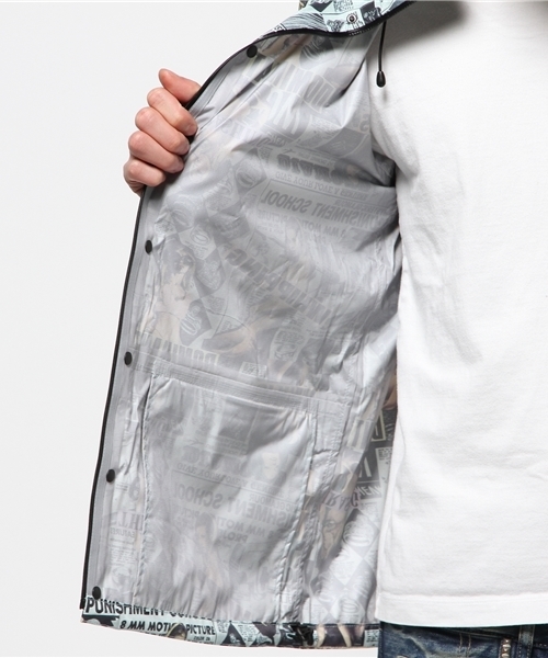 HYSTERIC GLAMOUR（ヒステリックグラマー）の「HYS PUNISHMENT SCHOOL総柄フーデッドJK（マウンテンパーカー・メンズ・ブルー系その他・LARGE/SMALL/MEDIUM）」の9枚目の写真