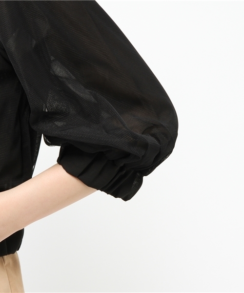 E hyphen world gallery(イーハイフンワールドギャラリー)の「チュールギャザーブルゾン(ブルゾン・レディース・ブラック/カーキ/オフホワイト・FREE)」の8枚目の写真