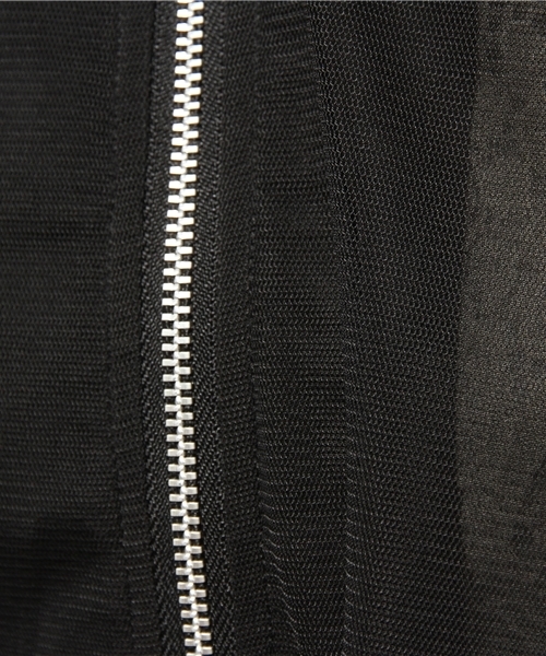 E hyphen world gallery(イーハイフンワールドギャラリー)の「チュールギャザーブルゾン(ブルゾン・レディース・ブラック/カーキ/オフホワイト・FREE)」の12枚目の写真