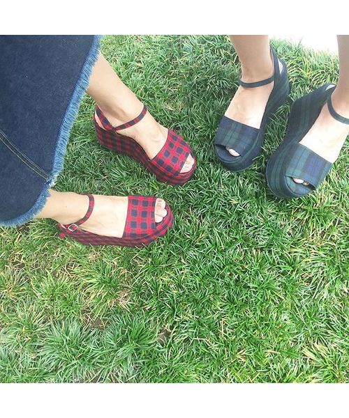 dazzlin（ダズリン）の「ﾁｪｯｸｻﾝﾀﾞﾙ（サンダル・レディース・ブラック/グリーン/レッド・LARGE/MEDIUM/SMALL）」の11枚目の写真