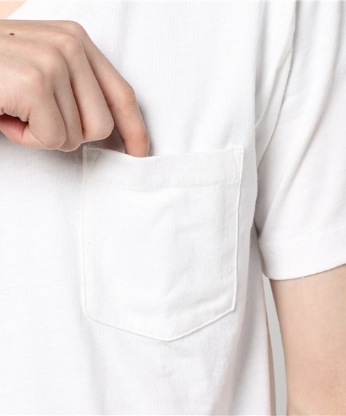 Champion（チャンピオン）の「ポケット付きＶネックＴシャツ（Tシャツ/カットソー・メンズ・ブラック/ホワイト・MEDIUM/X-LARGE/LARGE/SMALL）」の7枚目の写真