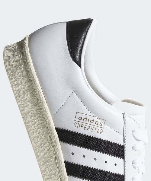 adidas（アディダス）の「オリジナルス スーパースター [SUPERSTAR OG]（スニーカー・メンズ・ホワイト×ブラック・22.5cm/23.0cm/23.5cm/24.0cm/24.5cm/25.5cm/26.5cm/27.5cm/28.5cm/22.0cm/25.0cm/26.0cm/27.0cm/28.0cm/29.0cm/29.5cm/30.0cm）」の12枚目の写真