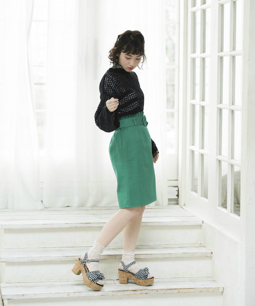 OLIVE des OLIVE（オリーブデオリーブ）の「透かし プルオーバー（ニット/セーター・レディース・オフホワイト/サックスブルー/ブラック・MEDIUM）」の9枚目の写真