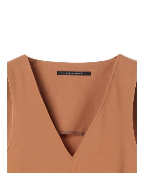 YECCA VECCA（イェッカヴェッカ）の「P.Vネックジャンスカ（ワンピース・レディース・ブラック/カーキ/キャメル・FREE）」の13枚目の写真