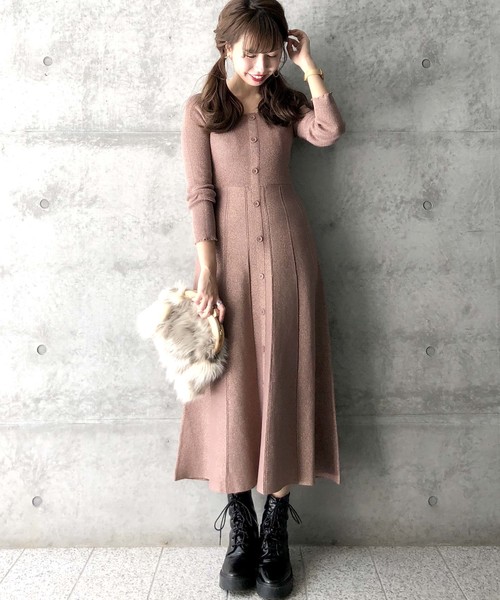 archives（アルシーヴ）の「ラメ二重臼ニットワンピース（ワンピース・レディース・ブラック/ベージュ/ピンク・MEDIUM）」の4枚目の写真