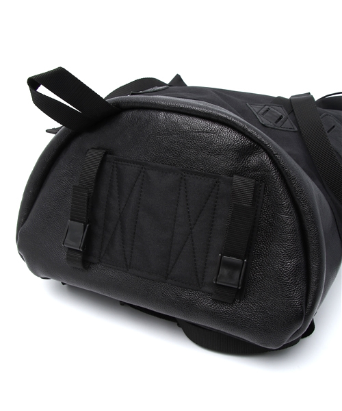 Butler Verner Sails(バトラーヴァーナーセイルス)の「【Butler Verner Sails】 コーデュラナイロンフラップバックパック JA-1199-2(バックパック/リュック・メンズ・ブラック/ブラウン・FREE)」の8枚目の写真