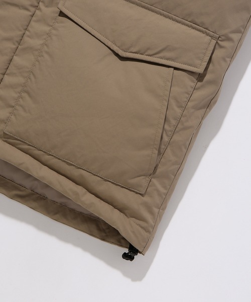 ADAM ET ROPE'(アダムエロペ)の「【ALLIED】ダウンベスト(ダウンベスト・メンズ・ブラック/ベージュ系その他2・S/M/L)」の10枚目の写真