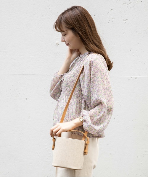 flower（フラワー）の「キャンバスバスケットバッグ（ショルダーバッグ・レディース・ベージュ/ブラウン・FREE）」の2枚目の写真