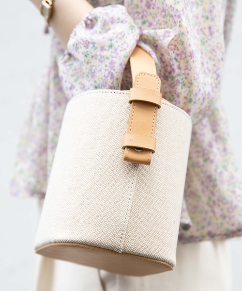 flower（フラワー）の「キャンバスバスケットバッグ（ショルダーバッグ・レディース・ベージュ/ブラウン・FREE）」の7枚目の写真