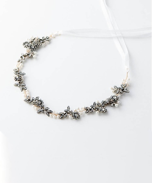 Catherine Cottage（キャサリンコテージ）の「ボタニカルビジューカチューシャ（カチューシャ・キッズ・ゴールド・FREE）」の3枚目の写真