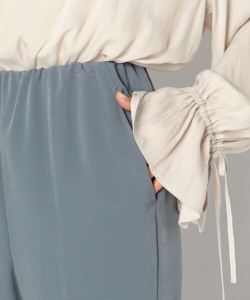 NOLLEY’S Sophi(ノーリーズソフィ)の「裾スリットインゴムパンツ(その他パンツ・レディース・グレイッシュブルー/ブラック/ベージュ・36/38)」の13枚目の写真