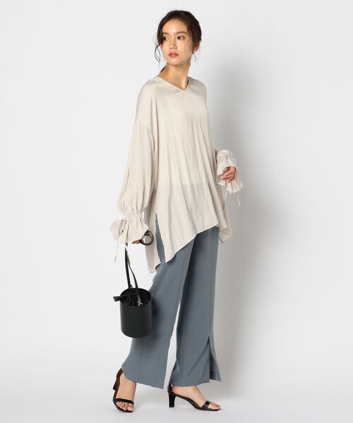 NOLLEY’S Sophi(ノーリーズソフィ)の「裾スリットインゴムパンツ(その他パンツ・レディース・グレイッシュブルー/ブラック/ベージュ・36/38)」の10枚目の写真