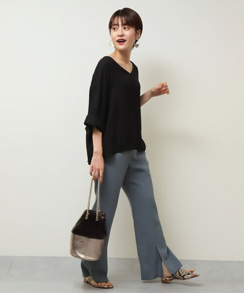 NOLLEY’S Sophi(ノーリーズソフィ)の「裾スリットインゴムパンツ(その他パンツ・レディース・グレイッシュブルー/ブラック/ベージュ・36/38)」の6枚目の写真