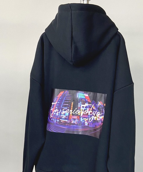 En serio TOKYO（エンソリオトーキョー）の「ボリューム 裏起毛 / ビッグシルエット プルオーバー フーディー パーカー 【FAST TOWN】（パーカー・メンズ・ブラック/ベージュ/グレー/オフホワイト・LL/M/L）」の12枚目の写真