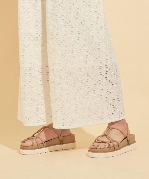 BEAUTY&YOUTH UNITED ARROWS（ビューティーアンドユースユナイテッドアローズ）の「【WEB限定】by ※∴カットワークレースワイドパンツ -ウォッシャブル-（その他パンツ・レディース・オフホワイト/ブラック/ライトブルー・S/M）」の8枚目の写真