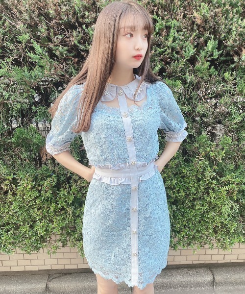 キャサリン妃愛用【HOBBS】鮮やかフローラル◇Vネックワンピース SHIPS（シップス）の「フラワープリントロングスリーブVネック