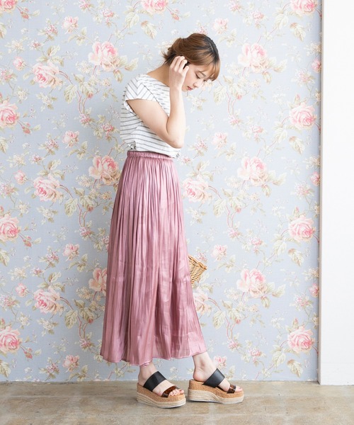 menue(メヌエ)の「厚底ウェッジストラップサンダル(サンダル・レディース・ブラック系その他/ゴールド系その他/パイソン・LL/S/M/L)」の17枚目の写真