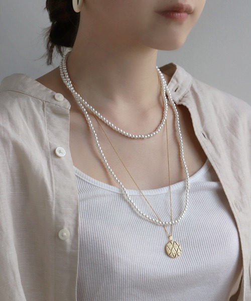 ANEMONE（アネモネ）の「パールロングネックレス[4mm]（ネックレス・レディース・ホワイト・FREE）」の6枚目の写真