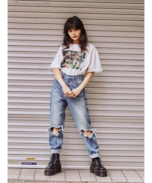 jouetie（ジュエティ）の「フラワーフィルム BIG Tシャツ（Tシャツ/カットソー・レディース・オフホワイト/ブラック/グリーン・MEDIUM）」の14枚目の写真