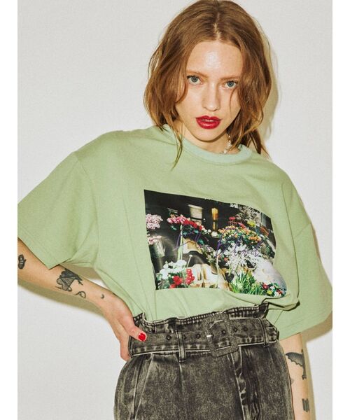 jouetie（ジュエティ）の「フラワーフィルム BIG Tシャツ（Tシャツ/カットソー・レディース・オフホワイト/ブラック/グリーン・MEDIUM）」の13枚目の写真