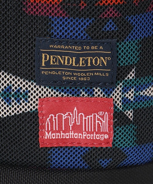 Manhattan Portage（マンハッタンポーテージ）の「Iona Island Shoulder Bag Pendleton（ショルダーバッグ・メンズ・ブラック・X-SMALL）」の8枚目の写真