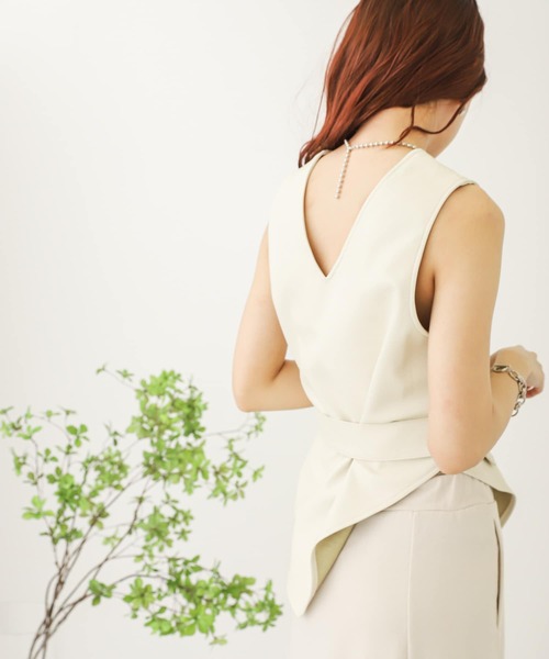 SENSE OF PLACE by URBAN RESEARCH（センスオブプレイスバイアーバンリサーチ）の「フェイクレザー2WAYアシンメトリーベスト（ベスト・レディース・ブラック/アイボリー・ONE）」の20枚目の写真