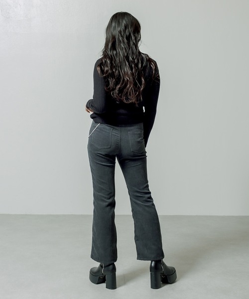 RASVOA（ラスボア）の「センターステッチコーデュロイパンツ（その他パンツ・レディース・グレイッシュベージュ/アイボリー/ブラック/ベージュ・FREE）」の11枚目の写真